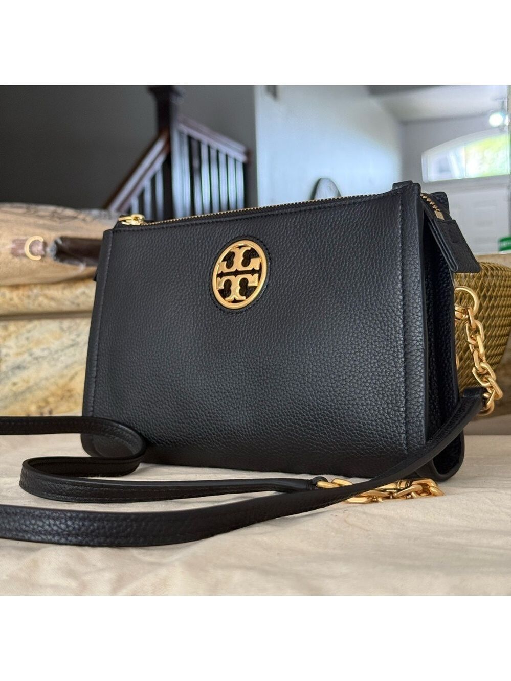 Tory Burch Carson Zip Top Crossbody Black Leather Bag (64887)